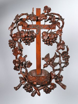 Lot 13 - BLACK FOREST WOODEN HOLY WATER FONT