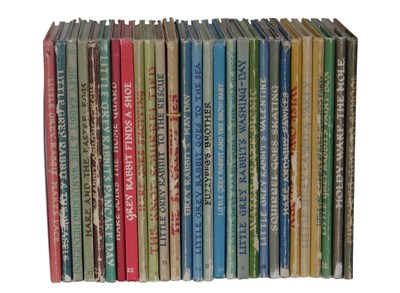 Lot 32 - Complete Reeks Little Grey Rabbit Books - 28 delen