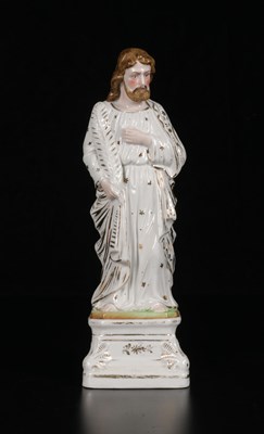 Lot 120 - Polychroom en verguld porseleinen beeld van Christus, Vieux Paris.