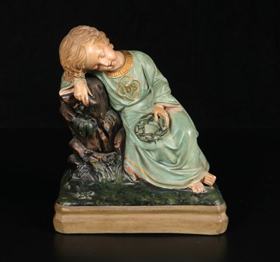 Lot 73 - Beschilderd keramisch beeld van het slapende Christuskind.