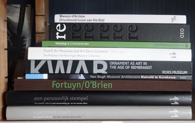 Lot 98 - Toegepaste Kunst - Lot met 9 diverse boeken (Nieuw)