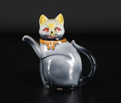 Lot 16 - Theepot in de vorm van een kat, Mosa Maastricht
