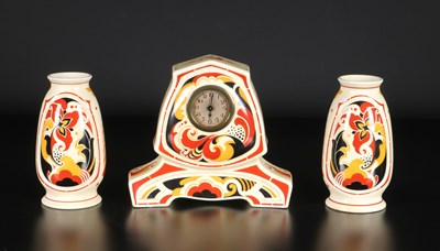 Lot 189 - Driedelig art-deco klokstel, Société Céramique Maastricht