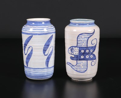 Lot 44 - Twee vazen met abstract decor, Door P. Bastings, De Sphinx