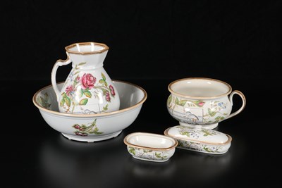 Lot 71 - Vijfdelig lampetstel, decor ‘Limburg’, Petrus Regout