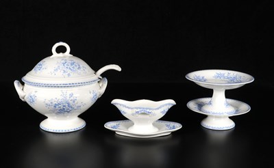 Lot 152 - Soepterrine, sauskom en tazzas, decor 'Anna', Société Céramique