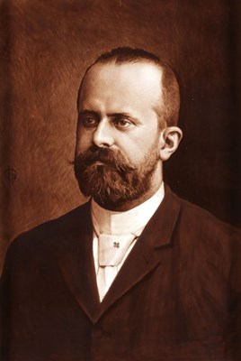 Lot 172 - Tegel met Portret Victor Jaunez, Société Céramique