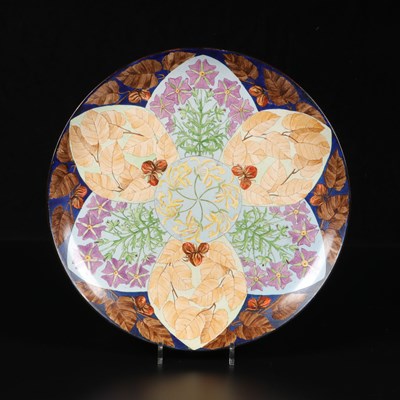 Lot 121 - Schotel met bloemen mandala, M. Linotte, Société Céramique