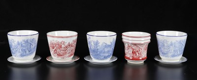 Lot 148 - Vijf cachepots met berglandschappen, Petrus Regout