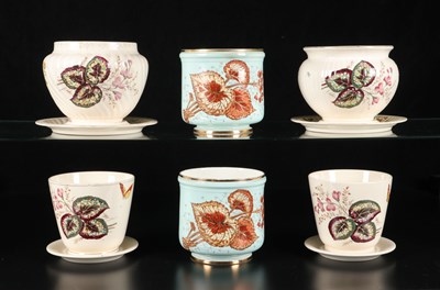 Lot 126 - Zes cachepots met decor 'Begonia', Société Céramique