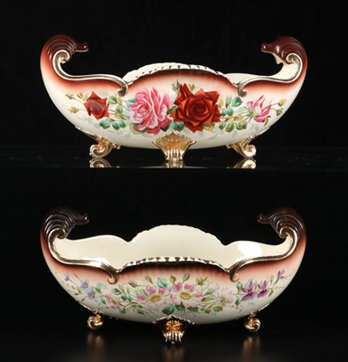 Lot 97 - Twee jardinières met bloemendecor, Société Céramique
