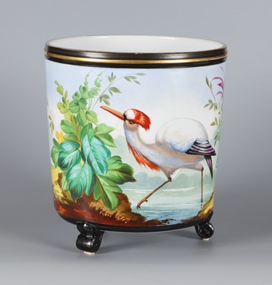 Lot 354 - Cachepot met vogel- en bloemendecor, Petrus Regout