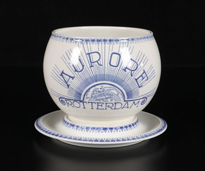 Lot 386 - Bloempot met onderschotel, Société Céramique