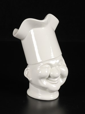 Lot 438 - Porseleinen beeld van een chef-kokshoofd
