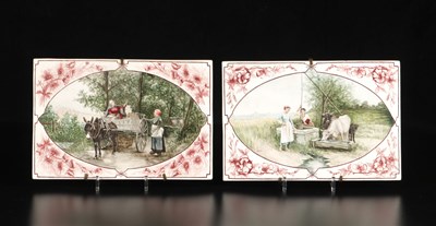 Lot 439 - Twee rechthoekige tegels met landschappen, Société Céramique