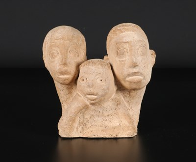 Lot 164 - Groep van drie hoofden, Sjef Eijmael.