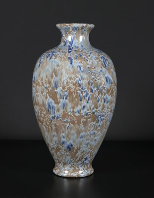 Lot 197 - Zeer Grote vaas met lusterglazuur, Petrus Regout, Maastricht.
