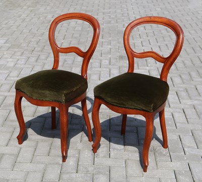 Lot 17 - Twee mahoniehouten salonstoelen