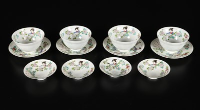 Lot 541 - Japanese porcelain 12-piece tea service