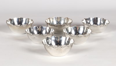 Lot 34 - Zes Egyptische Zilveren Desert Schaaltjes, k.z. gemerkt.
