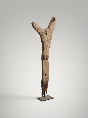 Lot 87 - Dogon toguna post.