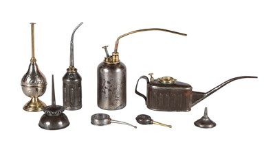 Lot 153 - Lot met 7 Diverse Olie- en Smeerkannen
