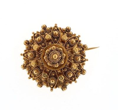 Lot 16 - Antieke filigrain broche, 14 karaat goud