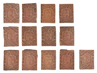 Lot 94 - Lot van Dertien Haardstenen