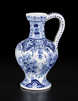 Lot 235 - Schenkkan Delfts Blauw