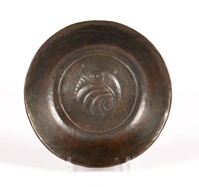 Lot 351 - Chris ACHTERBERG - Gehamerde Koperen Kom