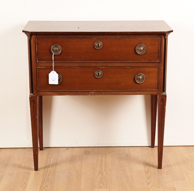 Lot 97 - 19e eeuws rechthoekig eikenhouten ladenkastje