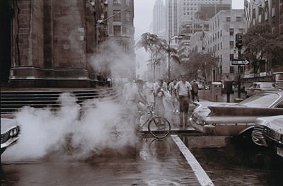 Lot 27 - Joel MEYEROWITZ (1938) - New York City, 1968