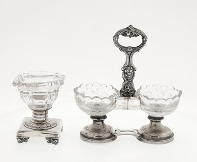 Lot 39 - Twee zilveren zoutvaatjes
