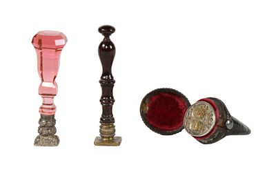 Lot 590 - A 17th/18th Century Gilt Silver Wax Seal, and two others