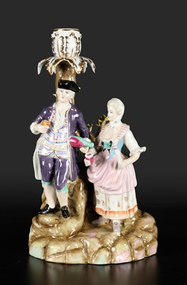 Lot 563 - Meissen - Porseleinen Kandelaar