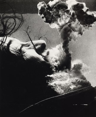 Lot 56 - Philippe HALSMAN (1906-1979) - Salvador Dali’s Underwater Atomic Explosion, 1954