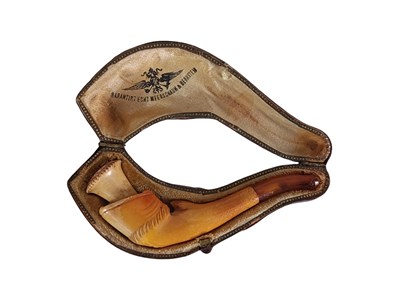 Lot 75 - Meerschuimen pijp in de vorm van een paardenvoet