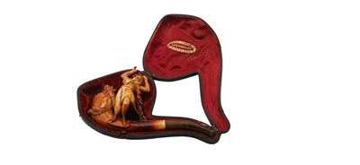 Lot 93 - Meerschuimen pijp met engelfiguur
