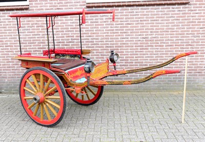 Lot 157 - Traditioneel Indonesisch rijtuig, zgn. ‘Dogcar’.