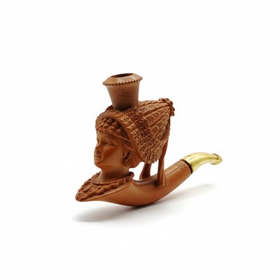 Lot 110 - Meerschuim pijp met vrouwenhoofd en muts