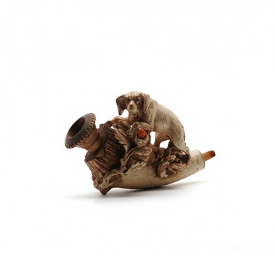 Lot 172 - Meerschuimen pijp met hond