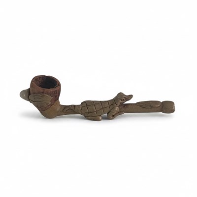 Lot 177 - Pijp met houten ketel en krokodil op steel