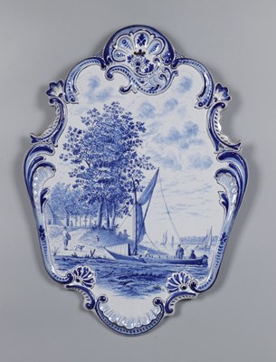 Lot 70 - Delftsblauwe plaquette met rivierlandschap, Société Céramique