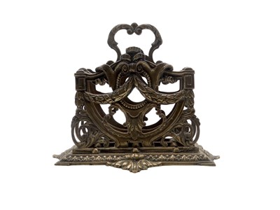 Lot 223 - Messing brievenstandaard