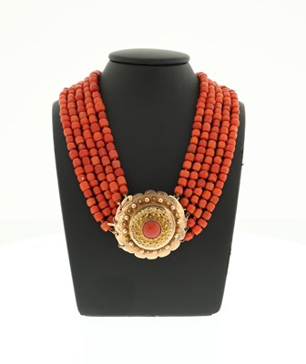 Lot 568 - Red Coral Necklace