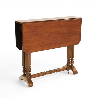 Lot 731 - Drop-side gate-leg table