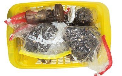 Lot 240 - Partij Koperen Meubelmakers Spijkers