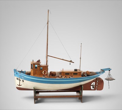 Lot 22 - Ship model of a Spanish fishing boat