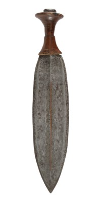 Lot 238 - Leaf shaped short sword.