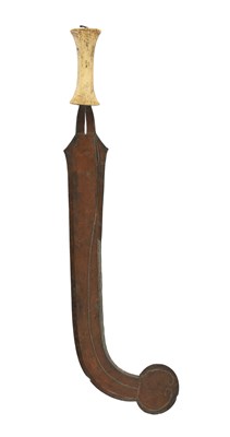 Lot 251 - Momvu knife.